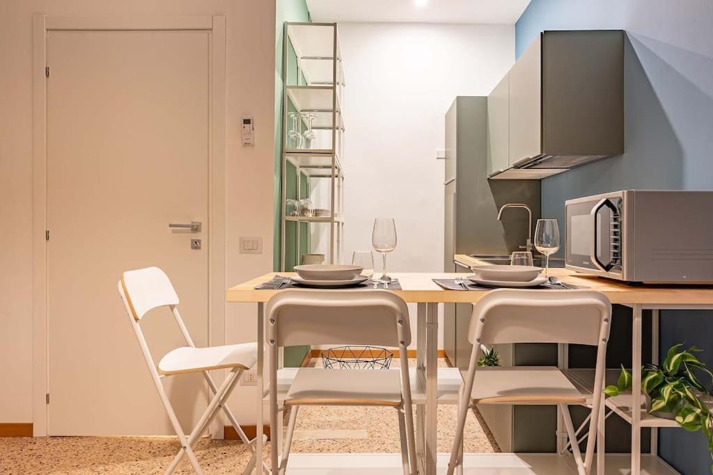 Guest Planet - Cozy Housing Porta Romana M3 มิลาน ภายนอก รูปภาพ