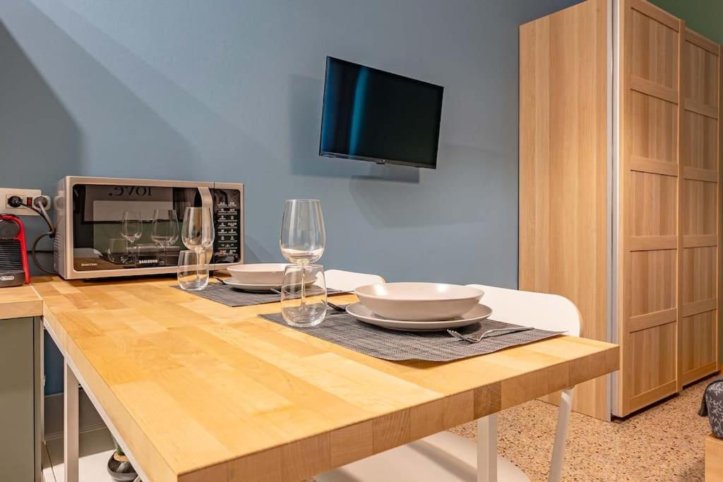 Guest Planet - Cozy Housing Porta Romana M3 มิลาน ภายนอก รูปภาพ